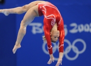 开云体育入口-北欧童话再临，丹麦绝杀马赛，凯恩火热状态改写欧洲足球叙事