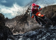 开云官网-澳网轻取温网，鲁德高光表现背后的网球版图变迁