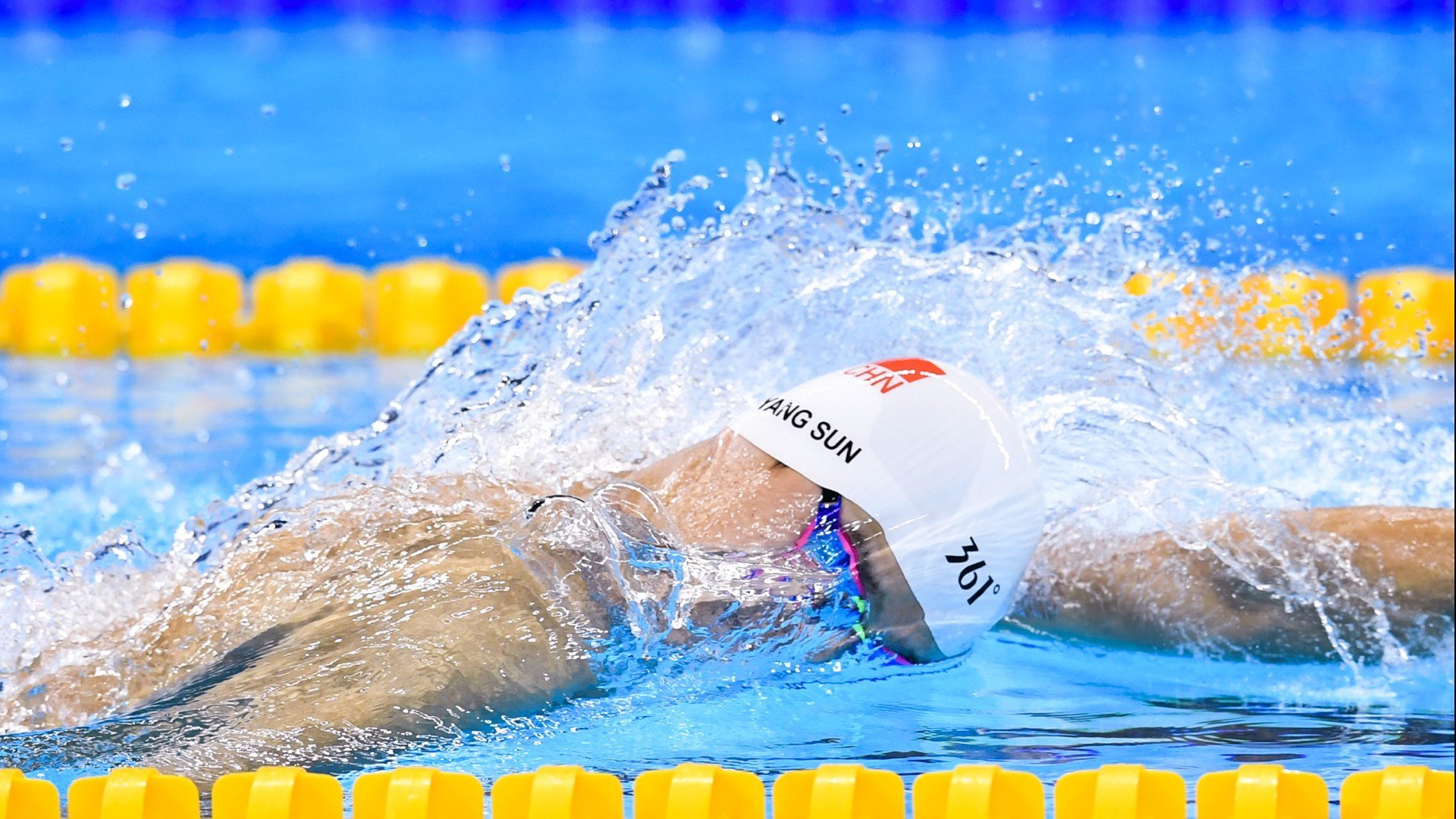 贝恩爆发如火山喷发，山西队一波流带走广厦队，诠释团队篮球的胜利