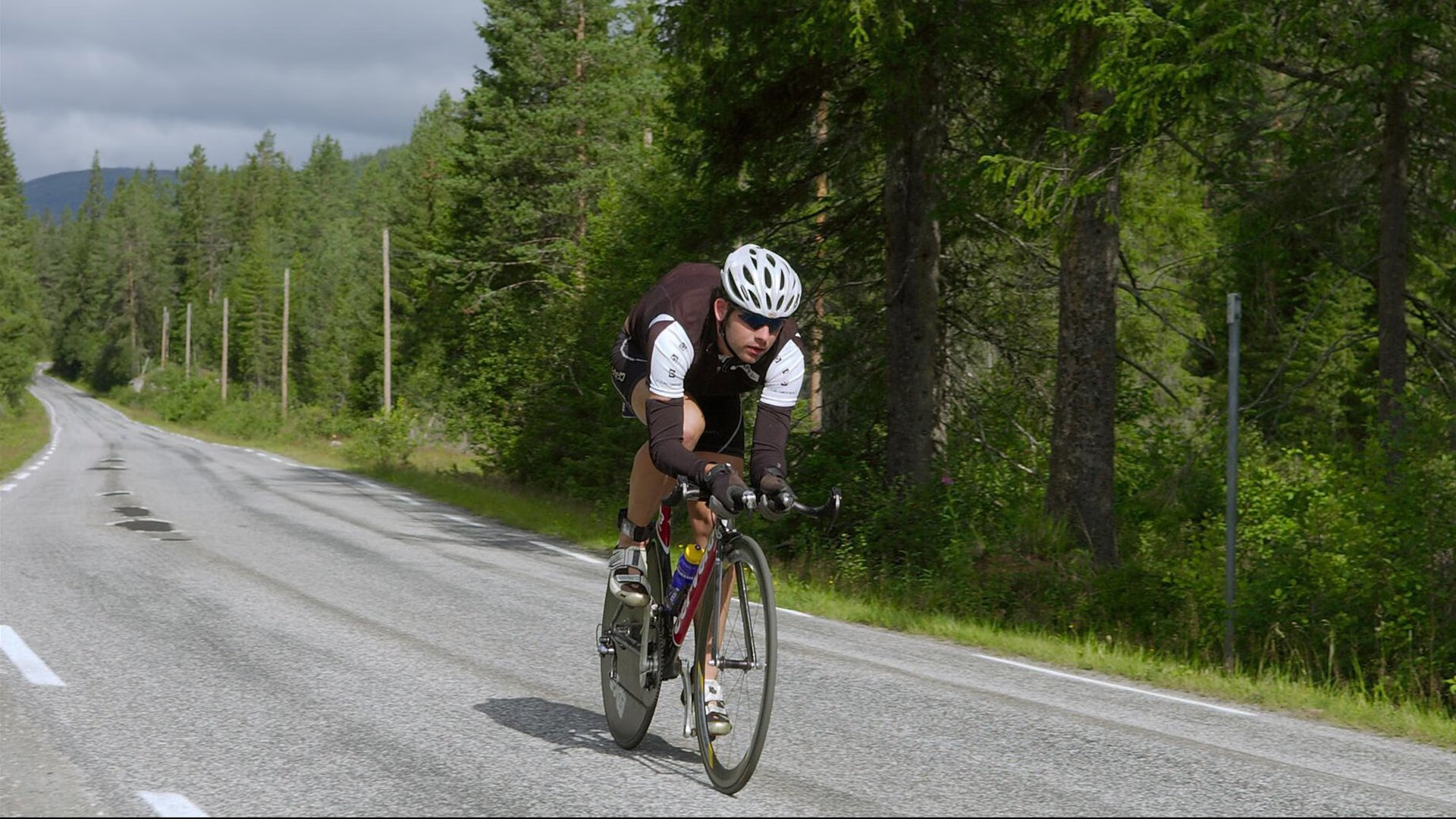 太阳战术压制活塞，塔图姆成为关键先生
