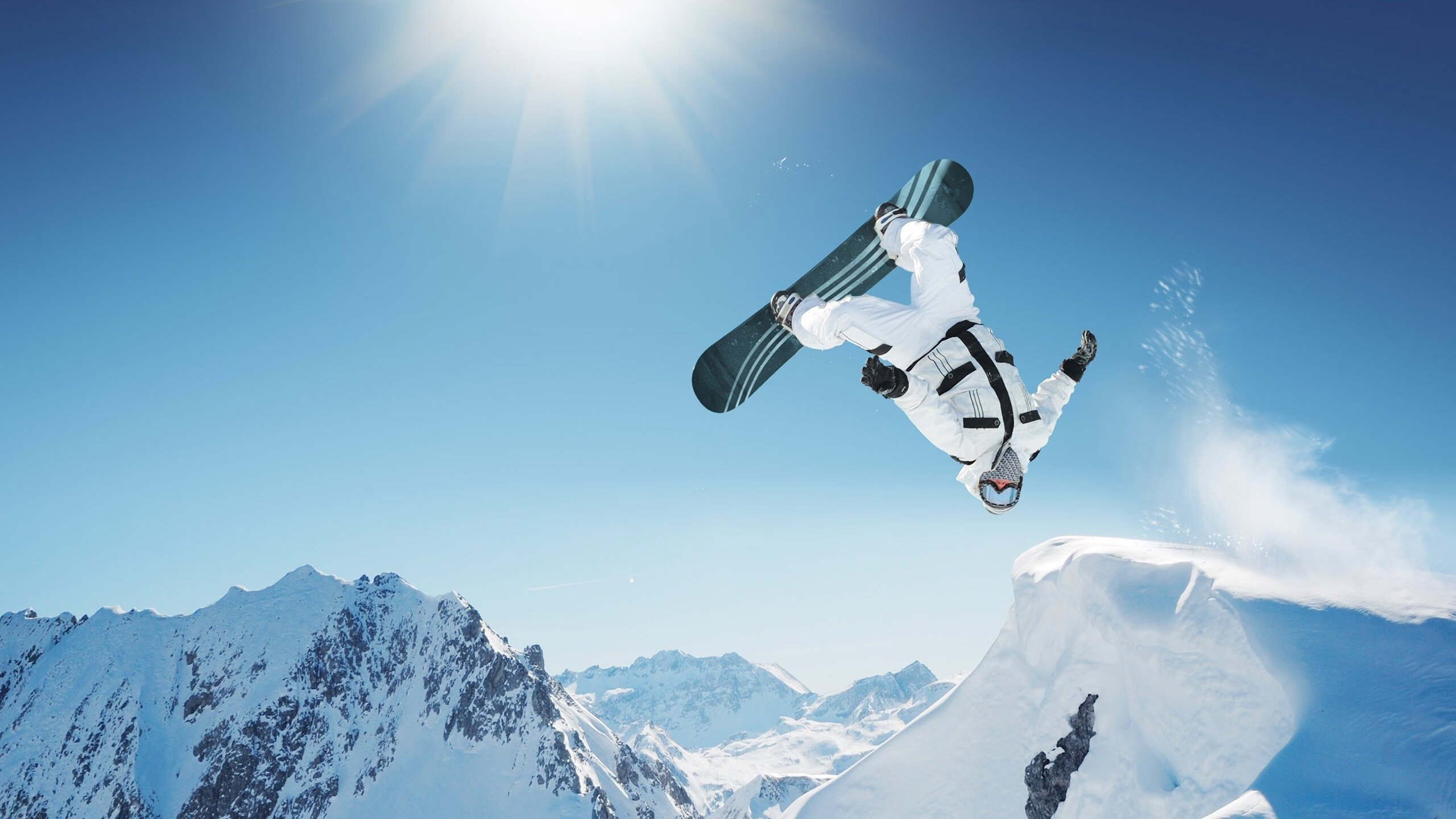 格子军团狂飙突进，三狮新核稳如磐石—当风暴遇上灯塔