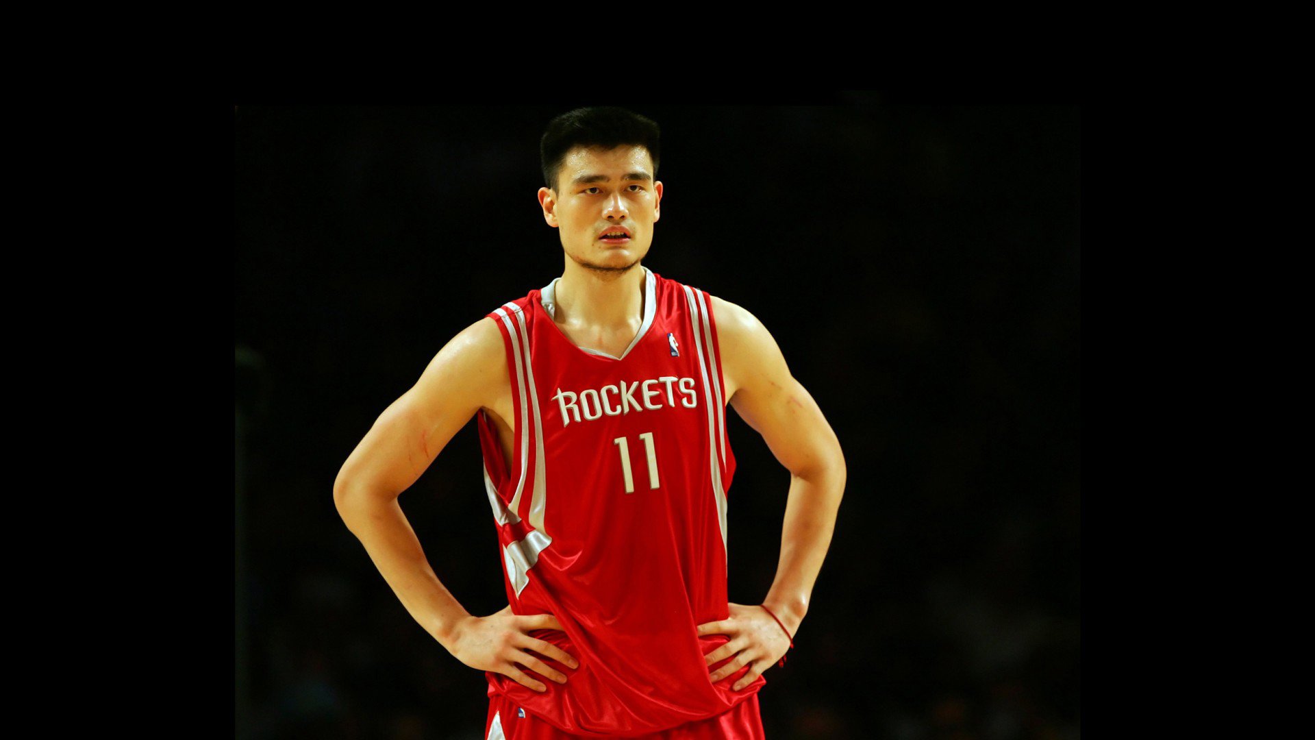 沙漠奇迹,2026世界杯历史重演,阿联酋凭苏亚雷斯绝杀逆转芬兰